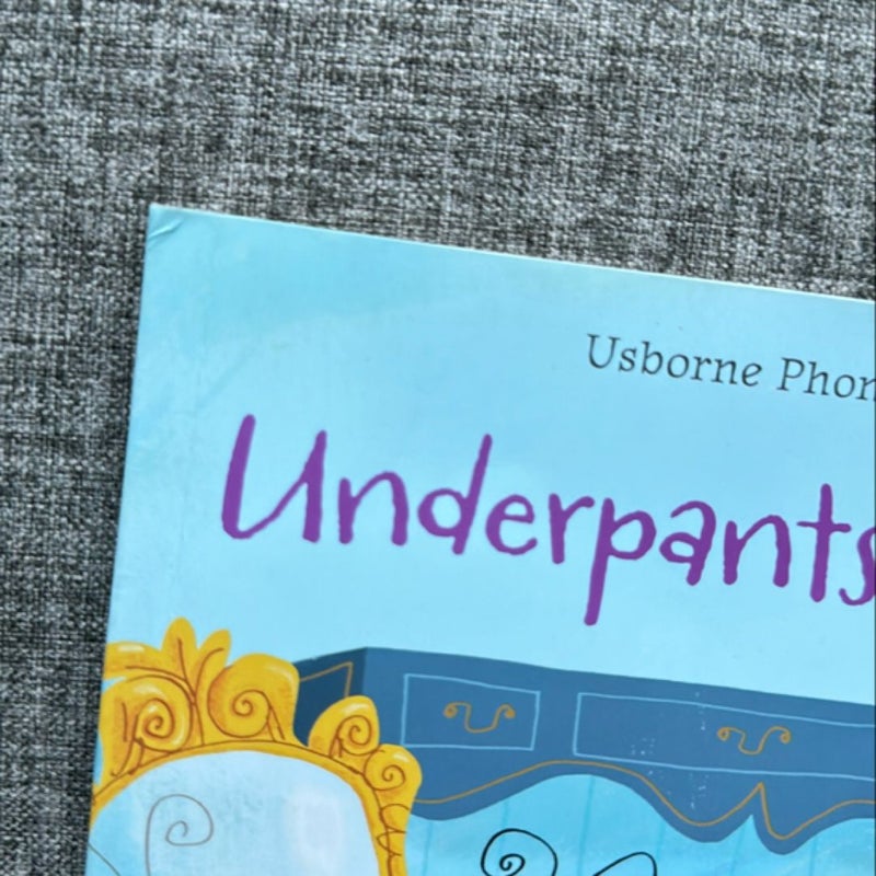 2 Usborne Phonics Readers