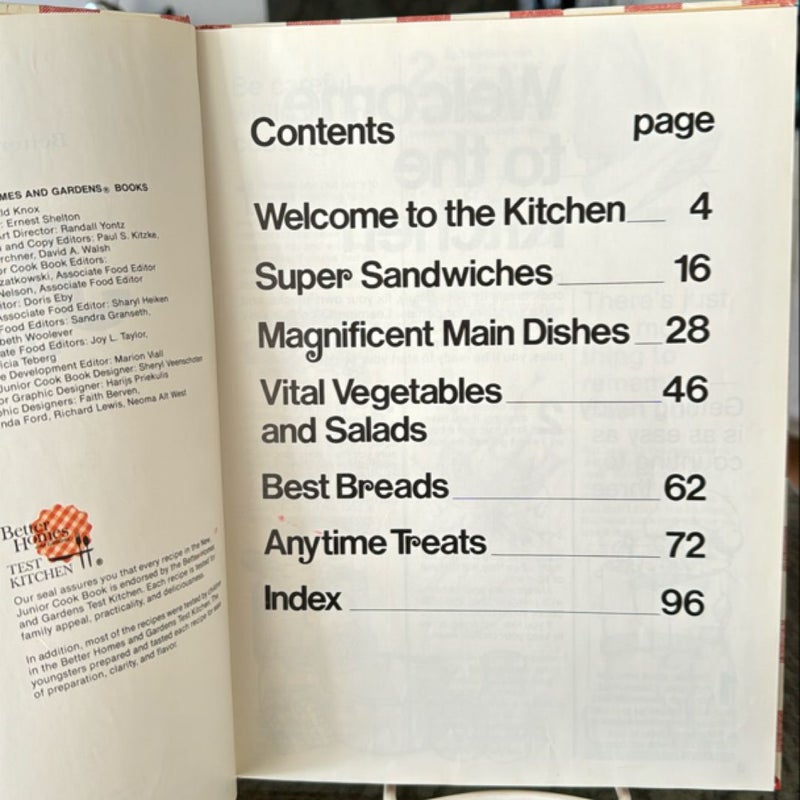 Better Homes and Garden NEW Junior Cookbook-Vintage