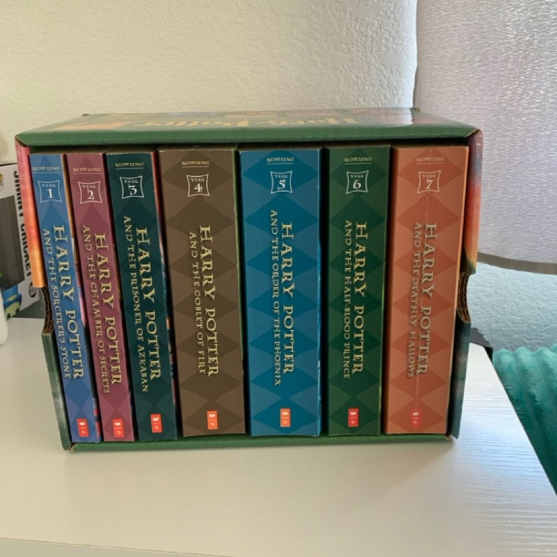 Harry Potter Paperback Boxset #1-7