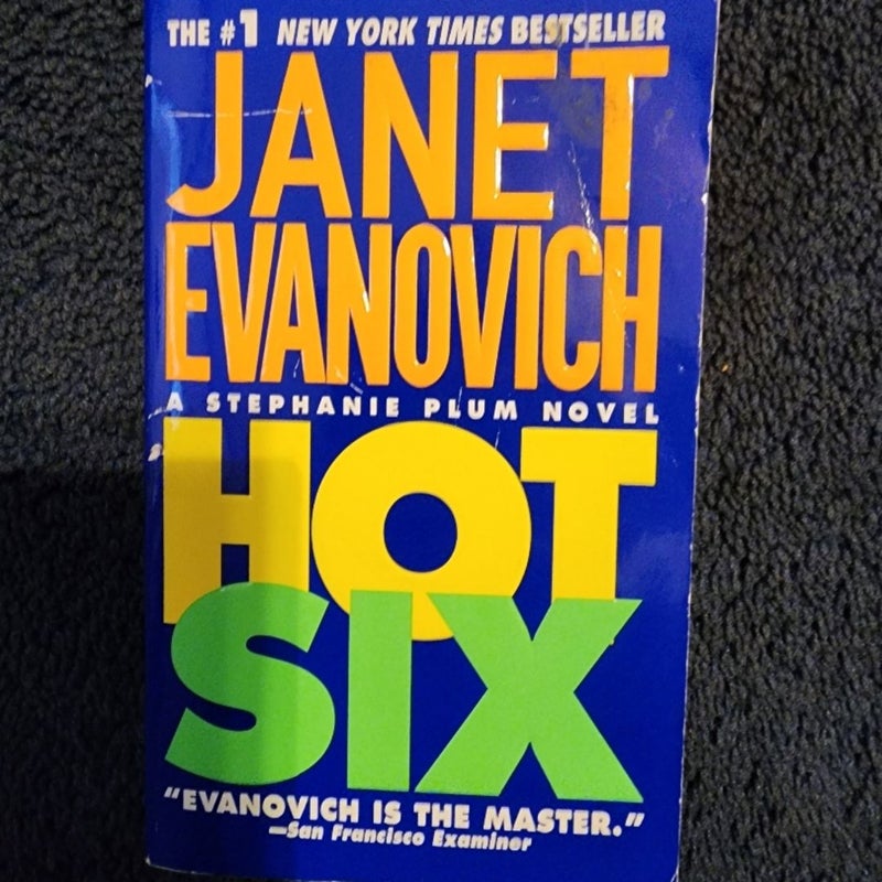 4 Janet Evanovich Books from Stephanie Plum Series 