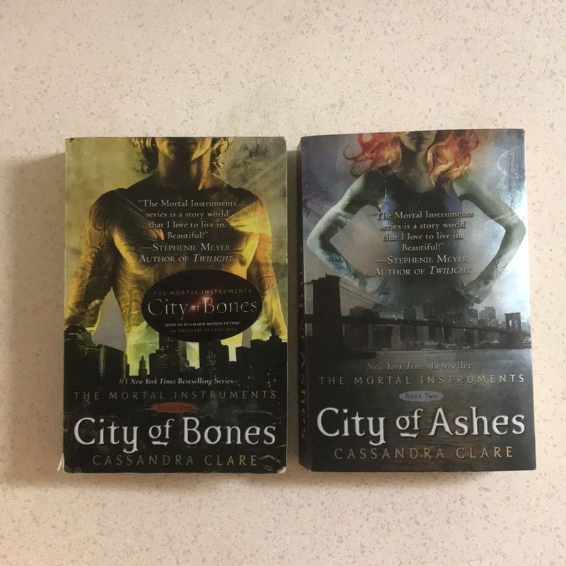 The Mortal Instruments : Books 1 & 2 ( City of Bones & City of Ashes )