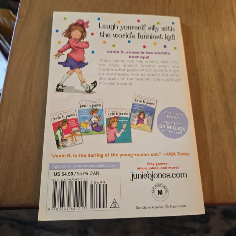 Junie B. Jones #4: Junie B. Jones and Some Sneaky Peeky Spying