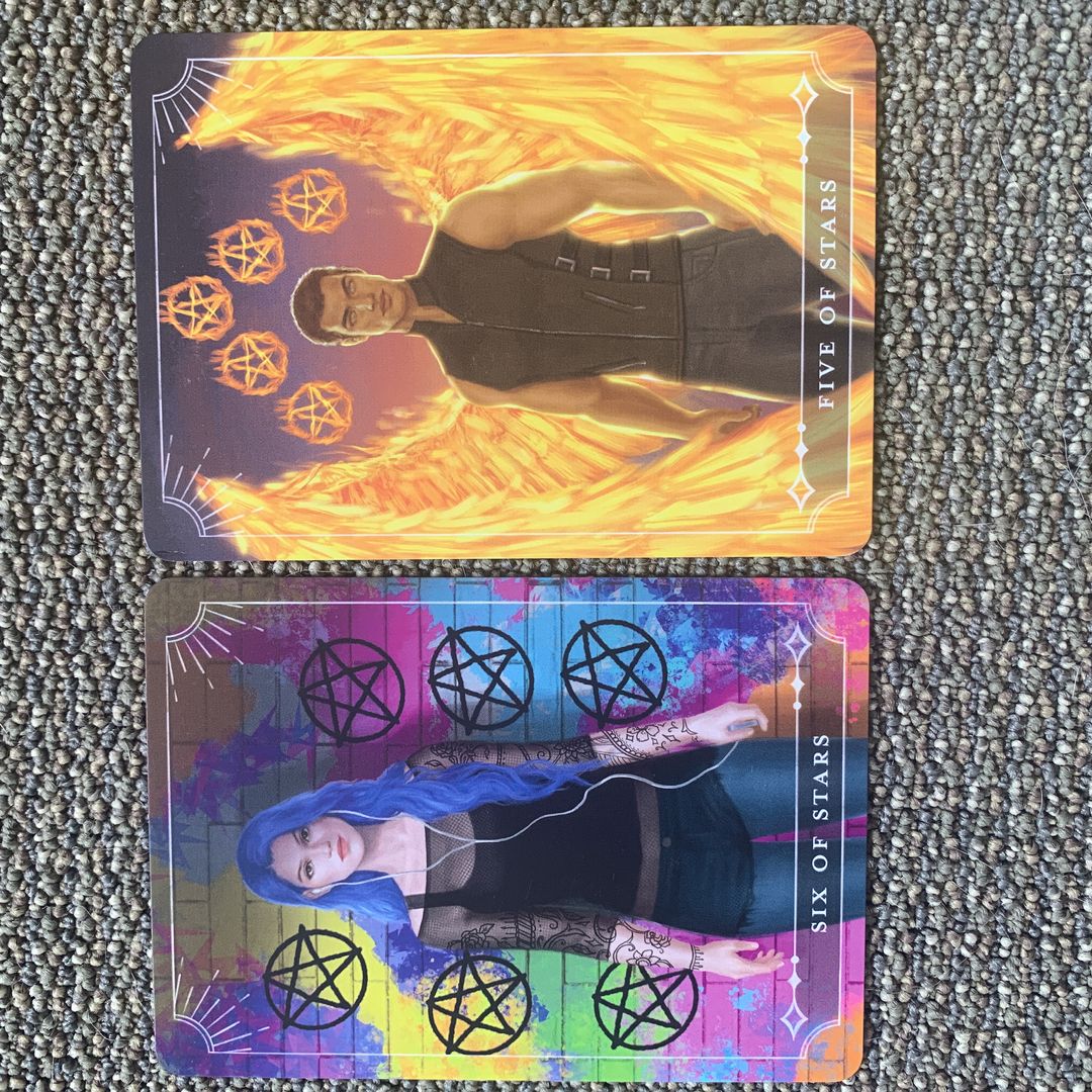Daughter of Smoke and Bone Fairyloot tarot cards