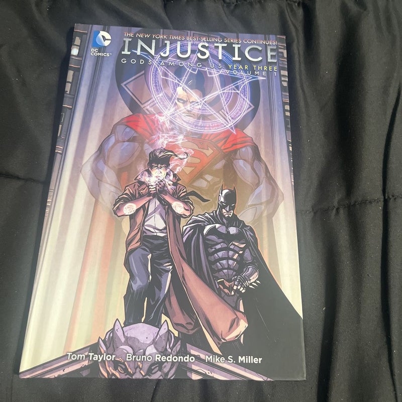 Injustice: Gods among Us: Year Three Vol. 1