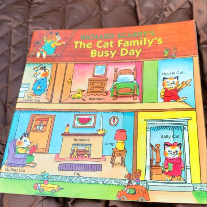 Richard Scarry's The Cat Family's Busy Day