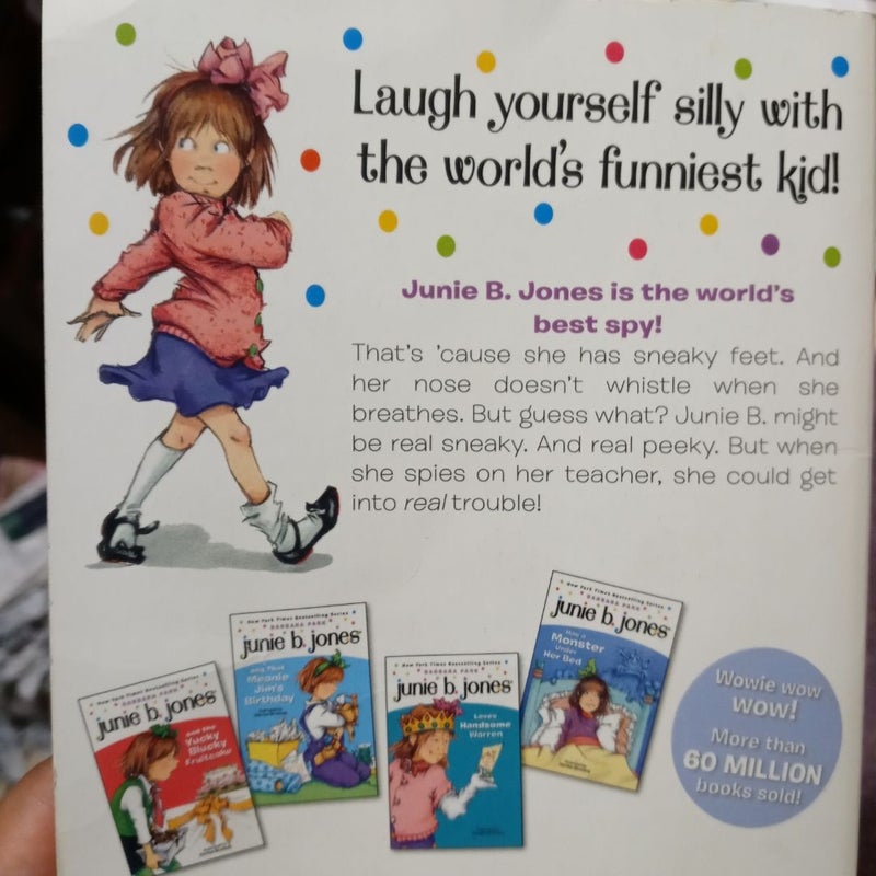 Junie B. Jones #4: Junie B. Jones and Some Sneaky Peeky Spying