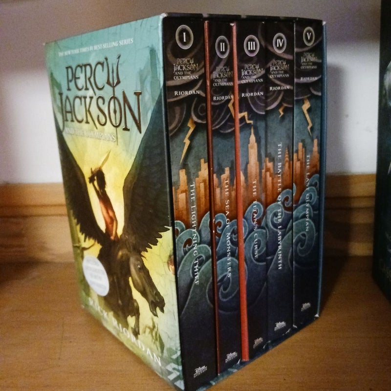 Percy Jackson and the Olympians 5 Book Paperback Boxed Set (new Covers W/poster)