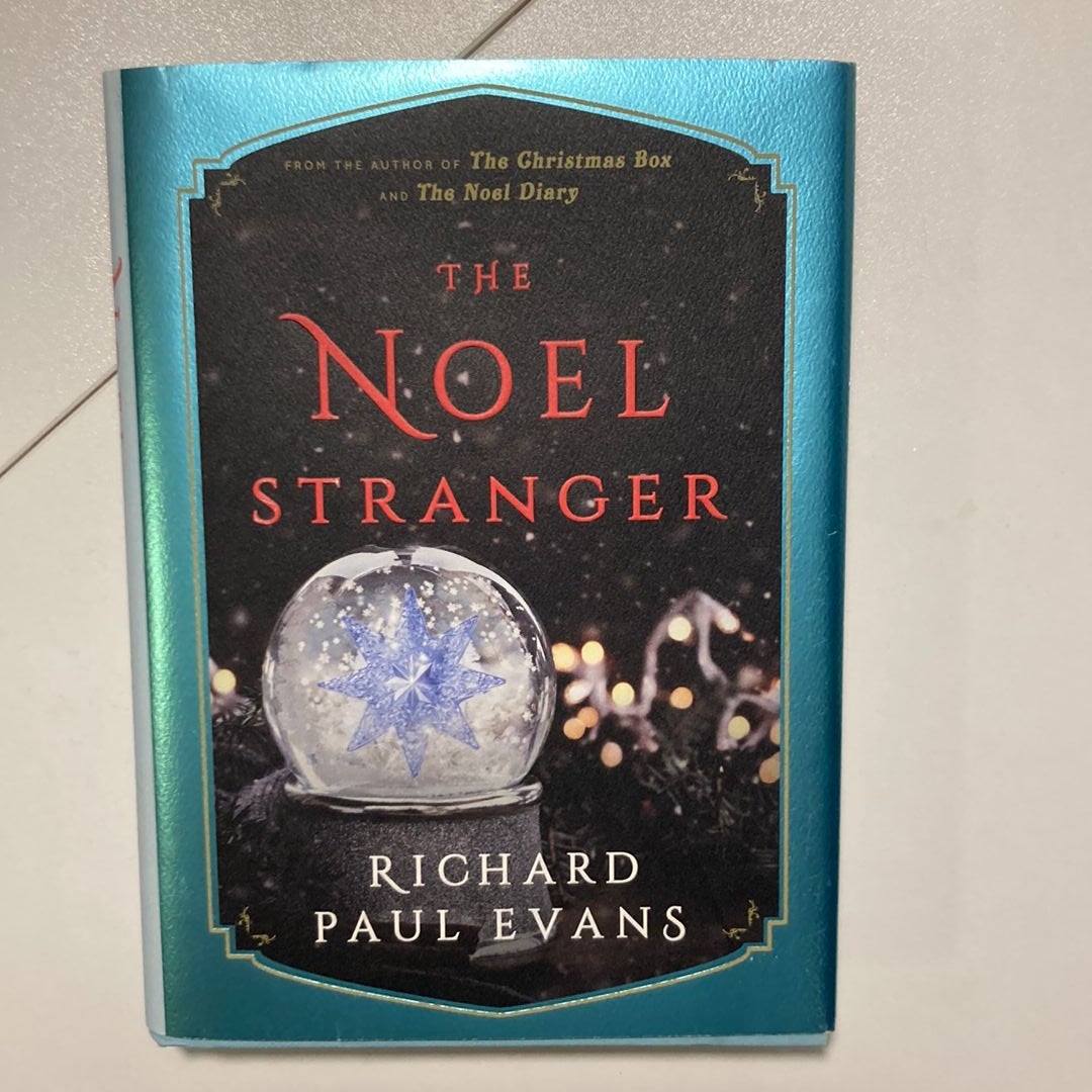 The Noel Stranger (The Noel Collection): 9781501172052: Evans, Richard  Paul: Books 