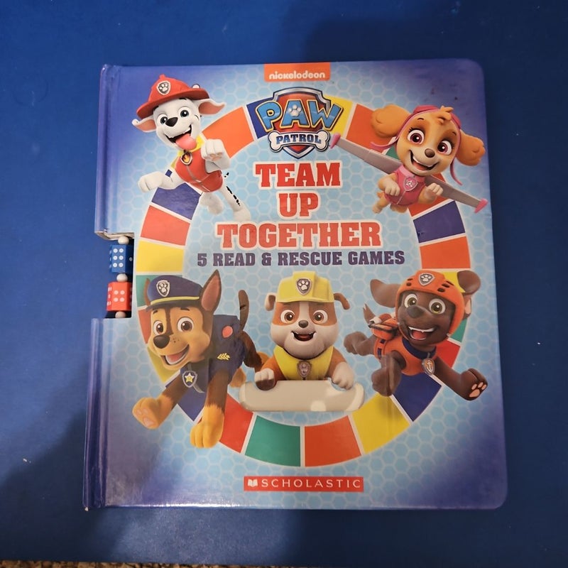 Team up Together: 5 Read and Rescue Games (PAW Patrol) (Media Tie-In)