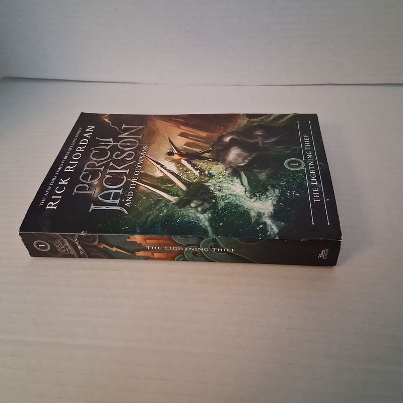 Percy Jackson and the Olympians, Book One the Lightning Thief (Percy Jackson and the Olympians, Book One)