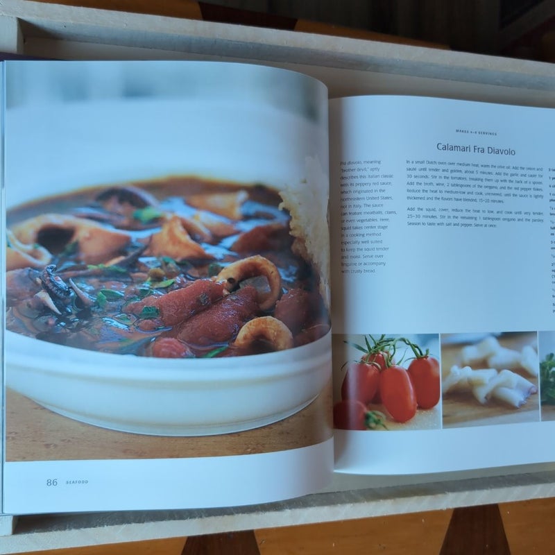 Williams-Sonoma Essentials of Slow Cooking