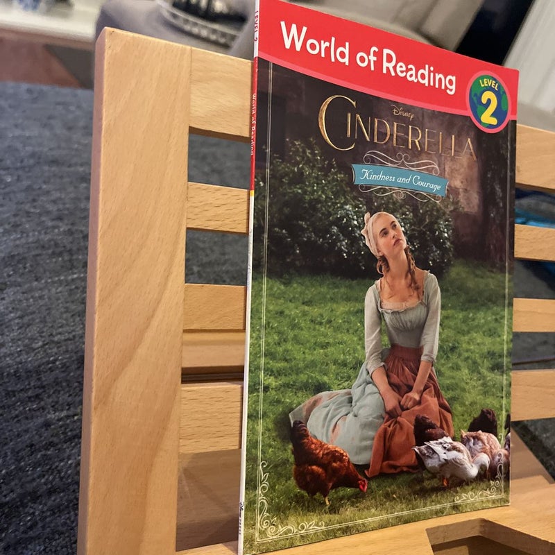 World of Reading: Cinderella Kindness and Courage