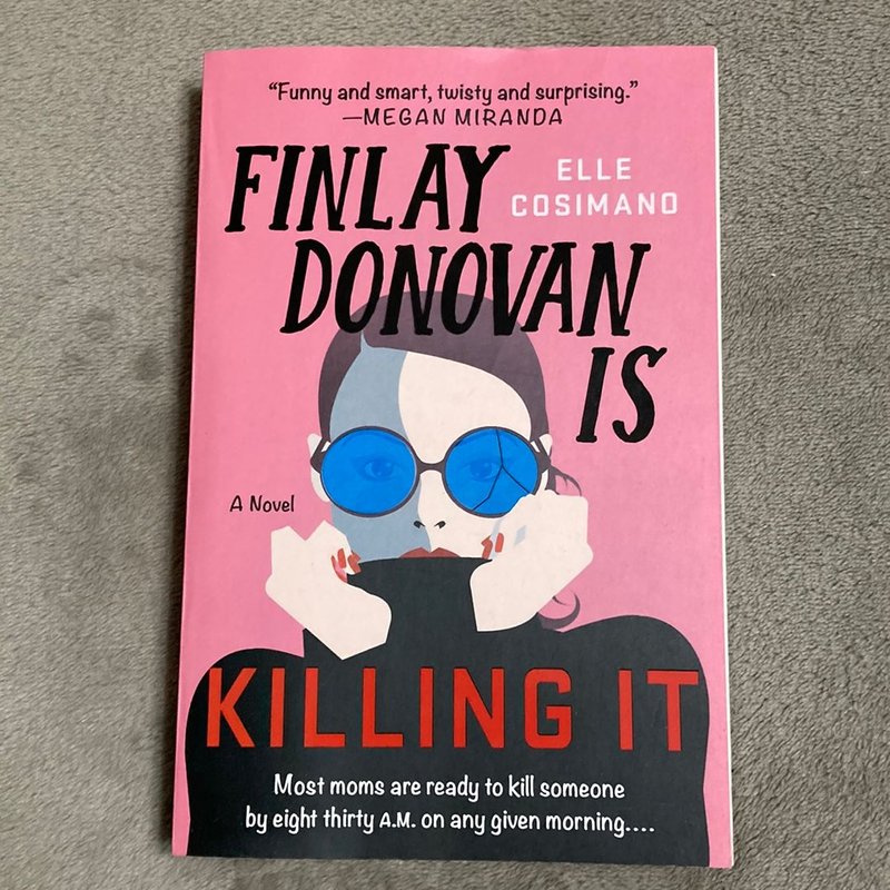 Finlay Donovan Is Killing It by Elle Cosimano, Paperback | Pangobooks