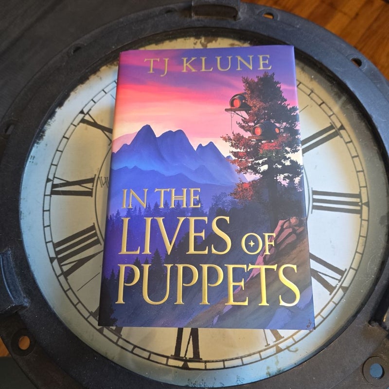 In the Lives of Puppets Signed Fairyloot Edition with Sprayed Edges