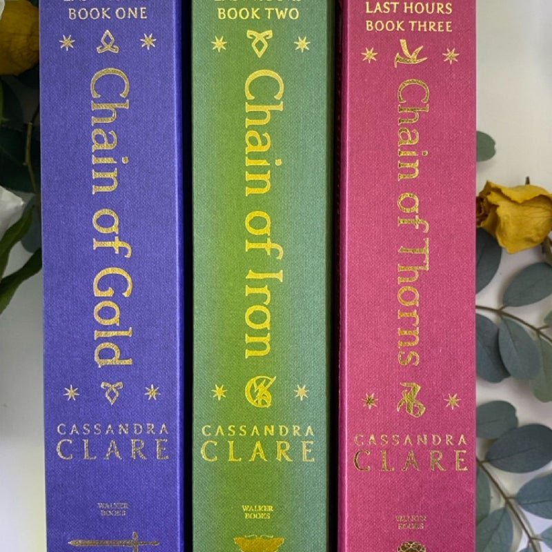 Chain of Gold (The Last Hours trilogy signed Waterstones)