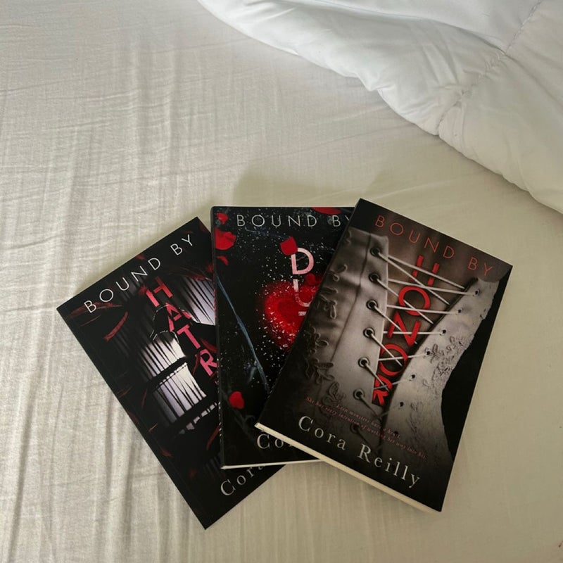 Cora Reilly Mafia Romance Bundle – 6-Book Set (Born in Blood Mafia Chronicles & The Camorra Chronicles)  