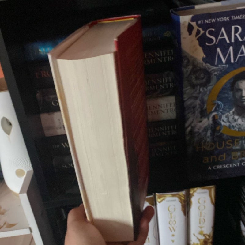 Crescent city trilogy 