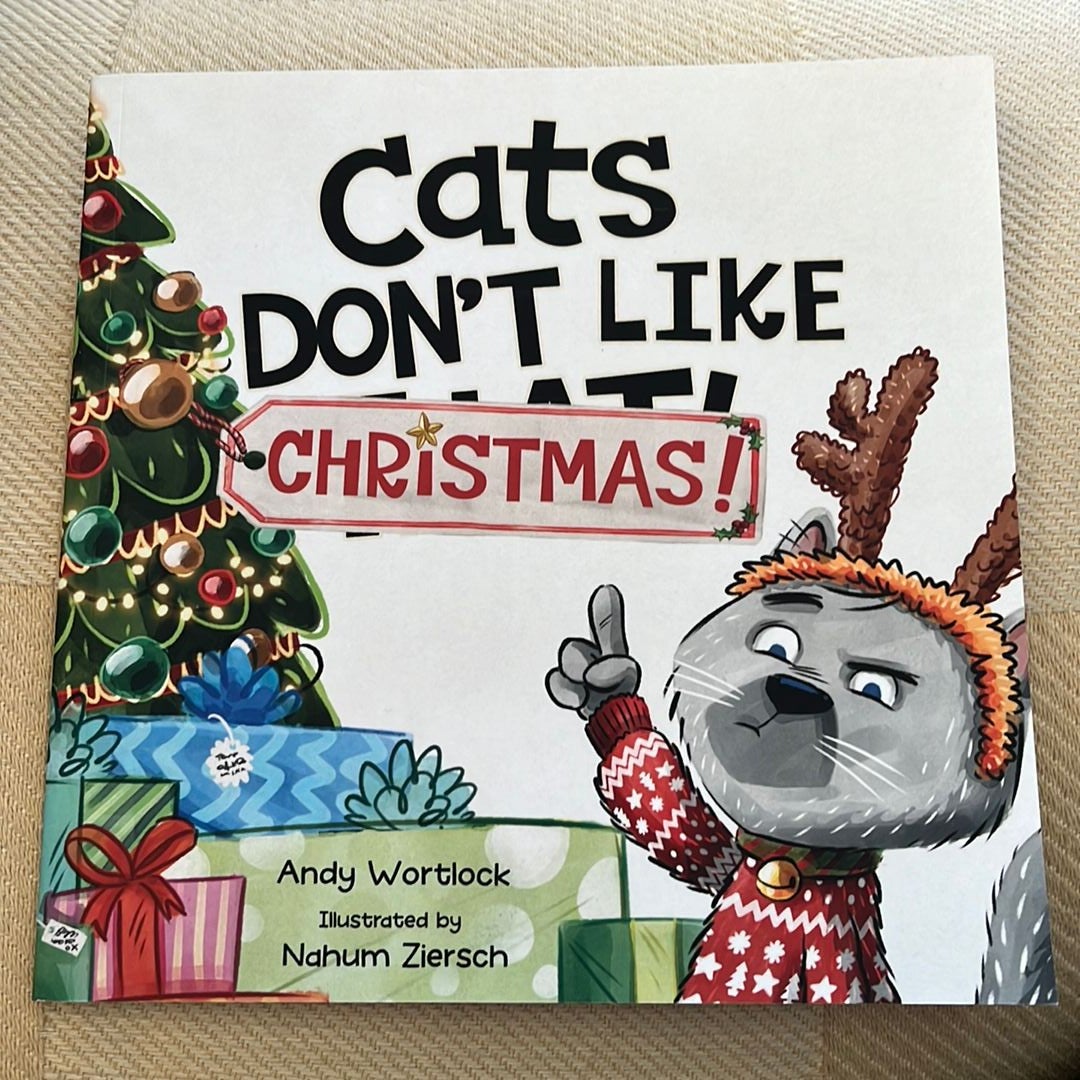 Cats Don't Like Christmas!