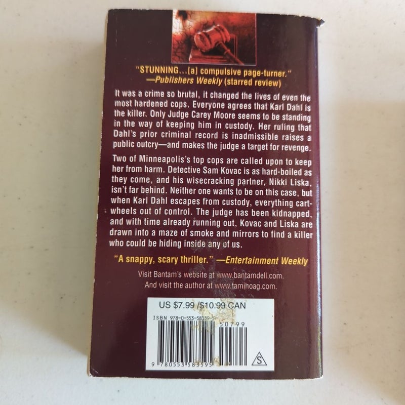 Tami Hoag Paperbacks X 4