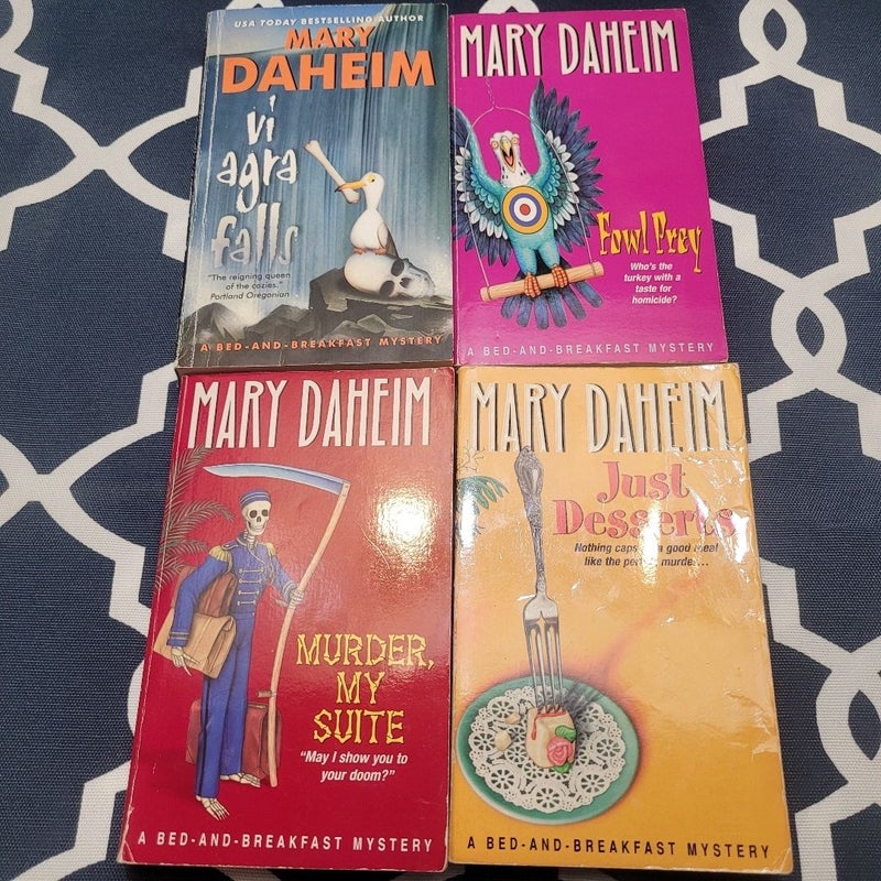 Lot of four Mary Daheim books