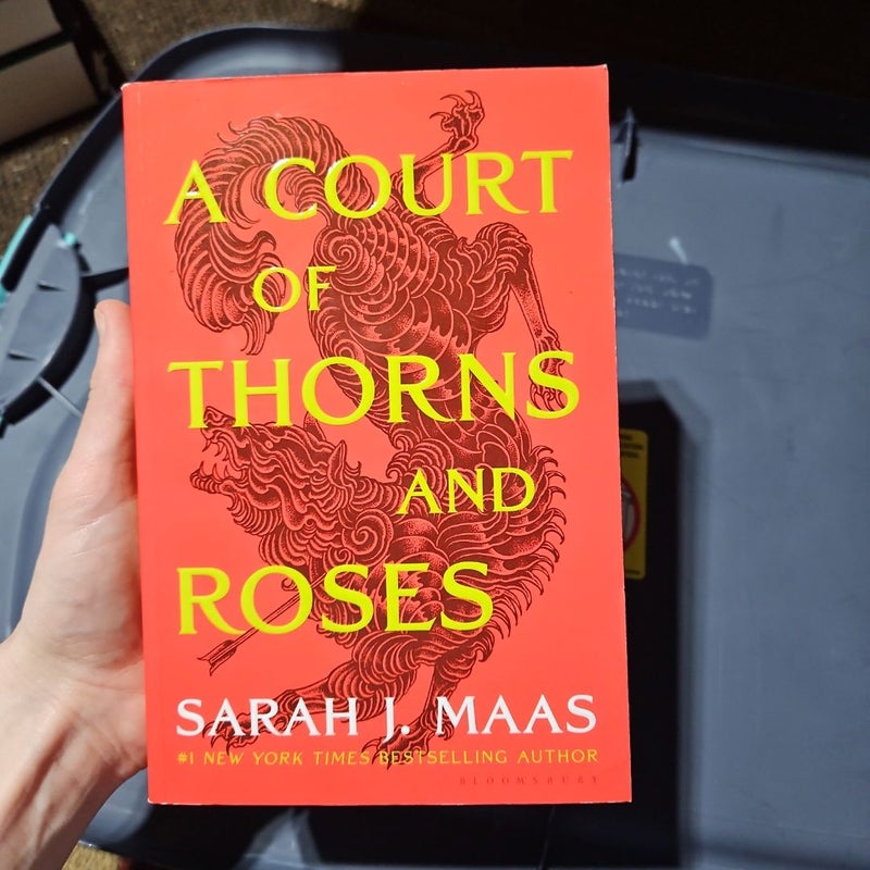 A Court of Thorns and Roses