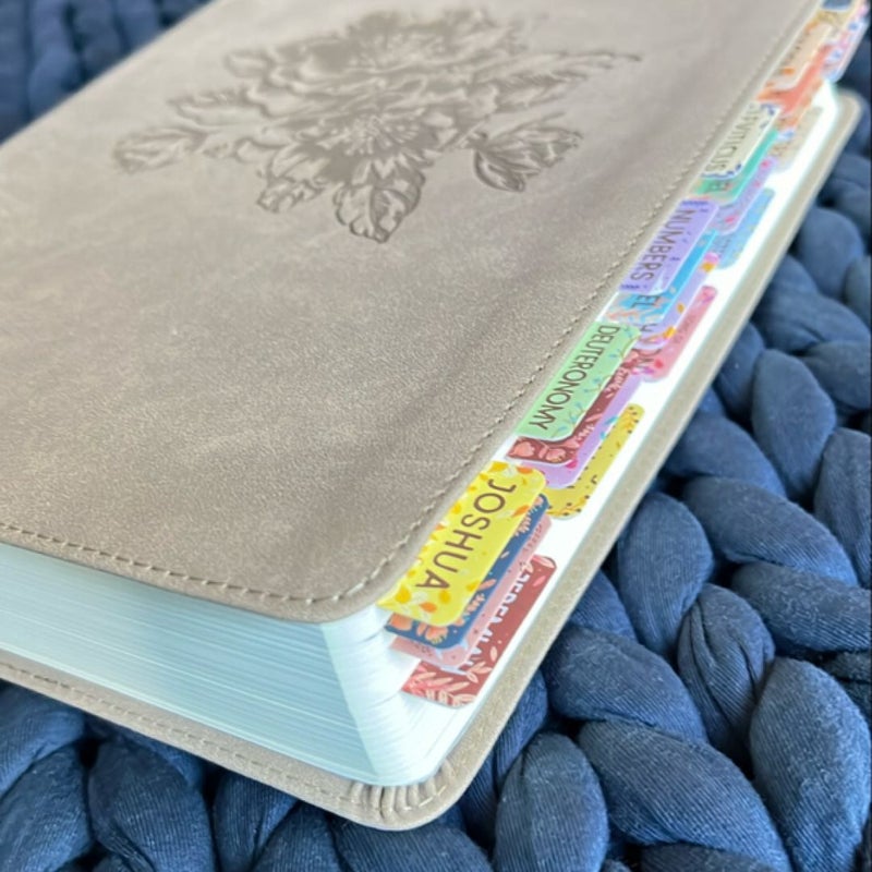 ESV Single Column Journaling Bible LARGE PRINT Hosanna Revival