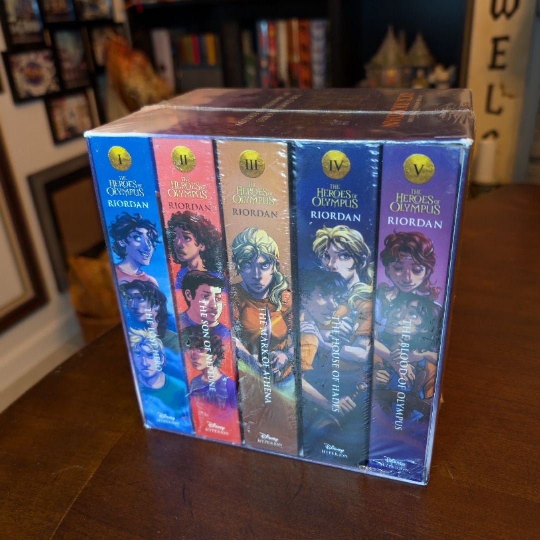 The Heroes of Olympus Paperback Boxed Set (10th Anniversary Edition)