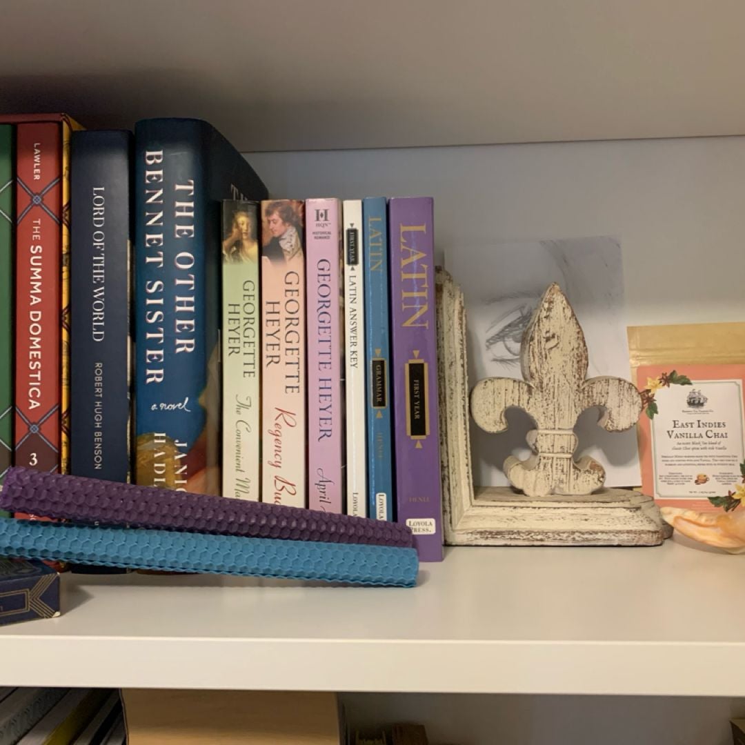 notenoughshelves