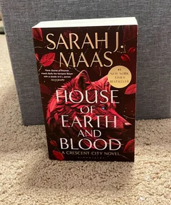 House of Earth and Blood *UK Paperback*