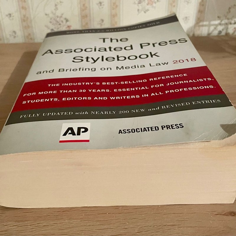 The Associated Press Stylebook and Briefing on Media Law 2018