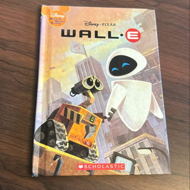 Wall-E by Disney, Hardcover | Pangobooks