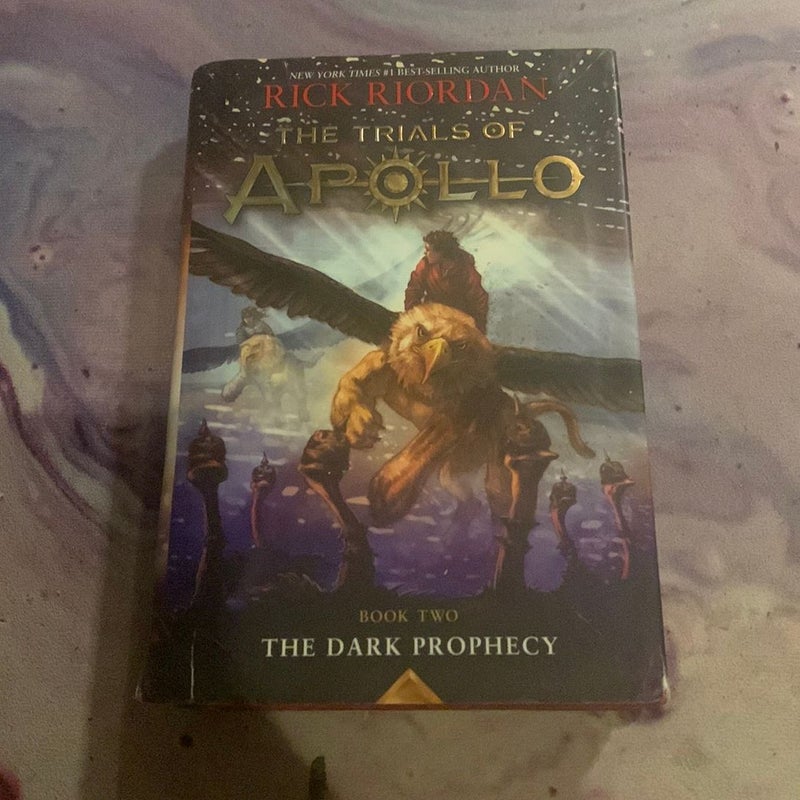 Trials of Apollo, the Book Two the Dark Prophecy (Trials of Apollo, the Book Two)