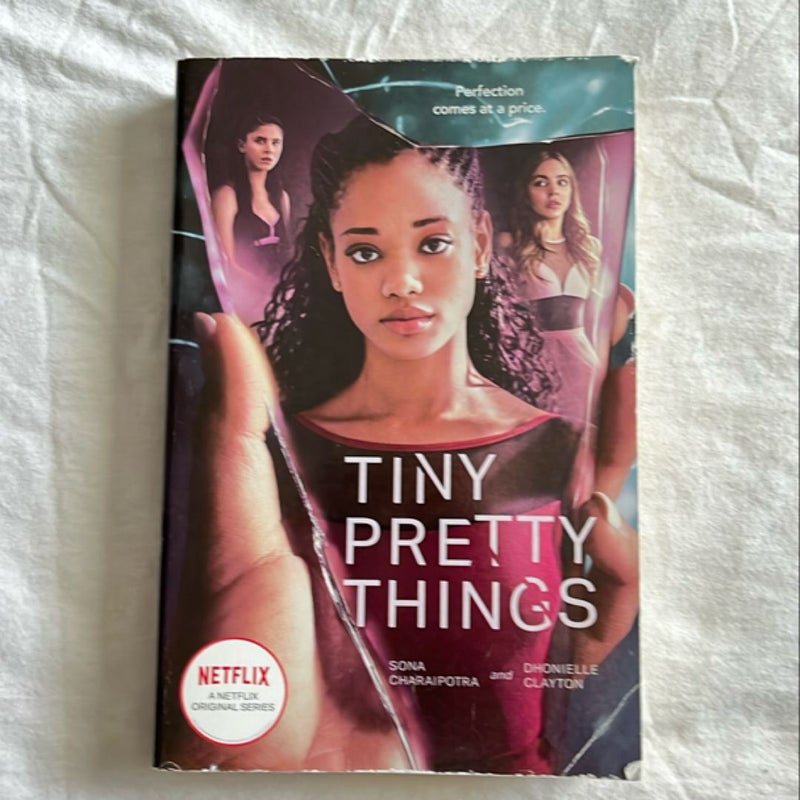 Tiny Pretty Things (MTI)