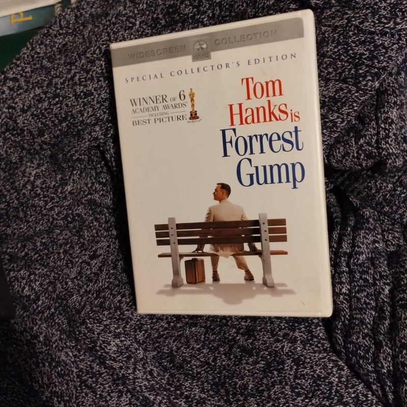 Tom hamks is Forrest gump DVD movie 