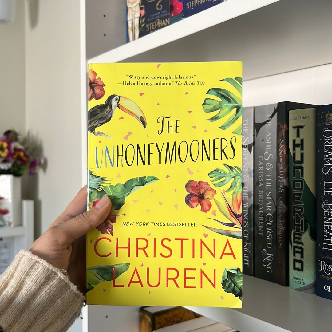 The Unhoneymooners by Christina Lauren, Paperback | Pangobooks