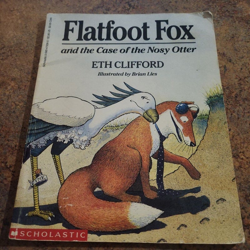 Flatfoot Fox and the Case of the Nosy Otter