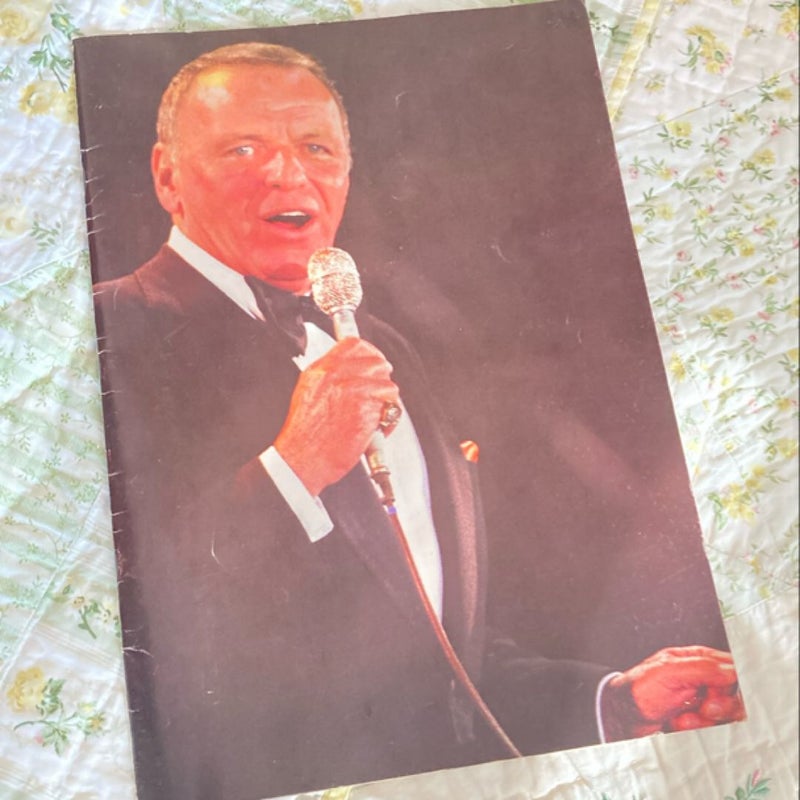 Vintage 1978 Large Frank Sinatra Book 