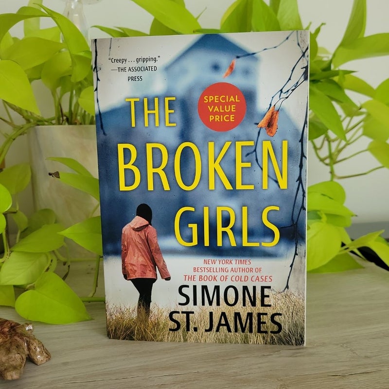 The Broken Girls 