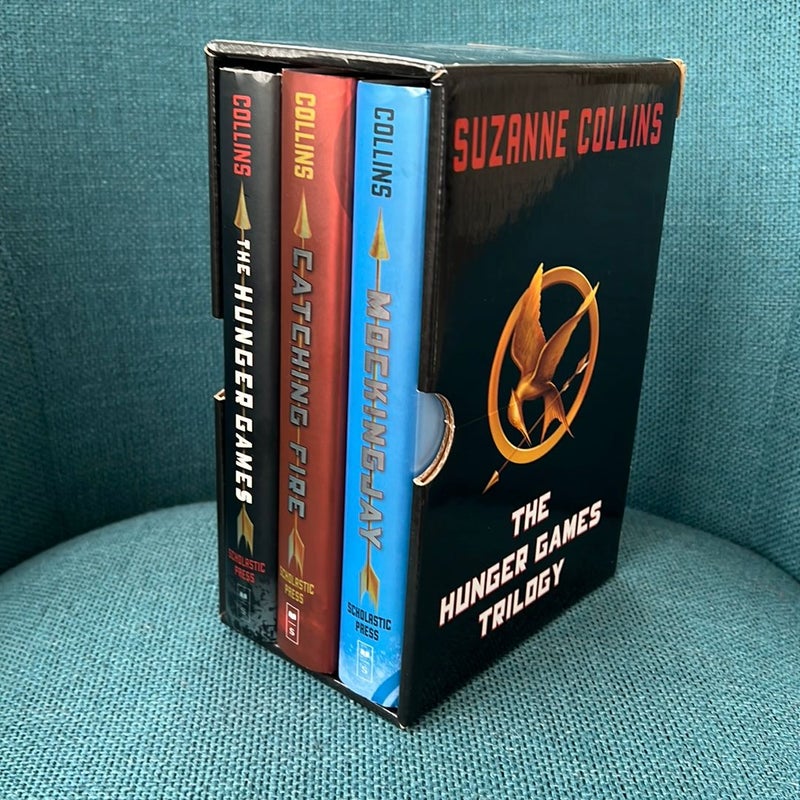 Hunger Games 4-Book Paperback Box Set (the Hunger Games, Catching Fire,  Mockingjay, the Ballad of Songbirds and Snakes)