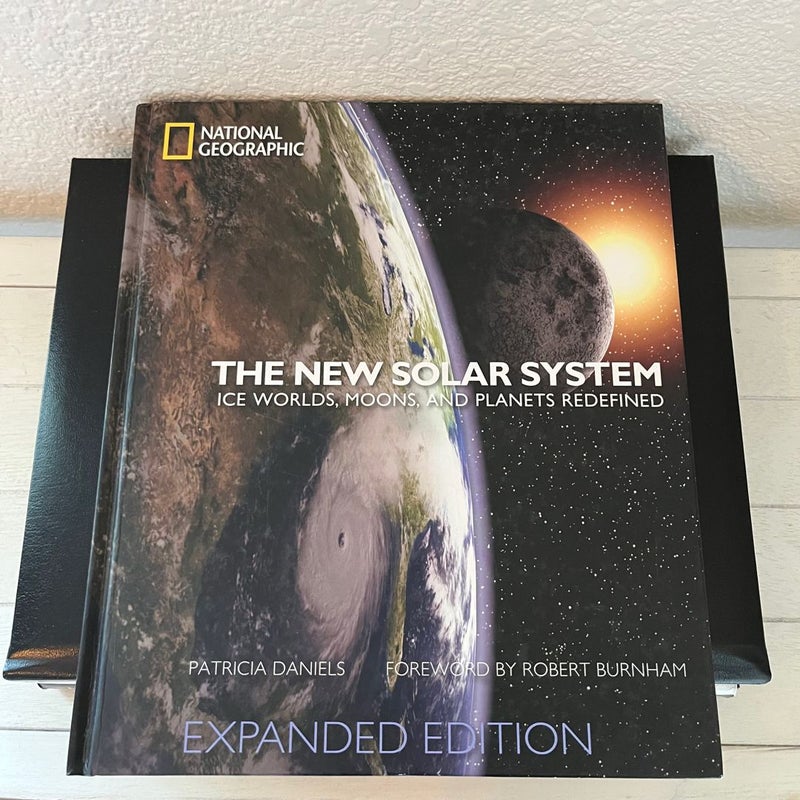 Lot of 3 Book Bundle National Geographic Mars, Space Atlas, The New Solar System