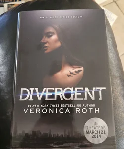 Divergent Movie Tie-In Edition