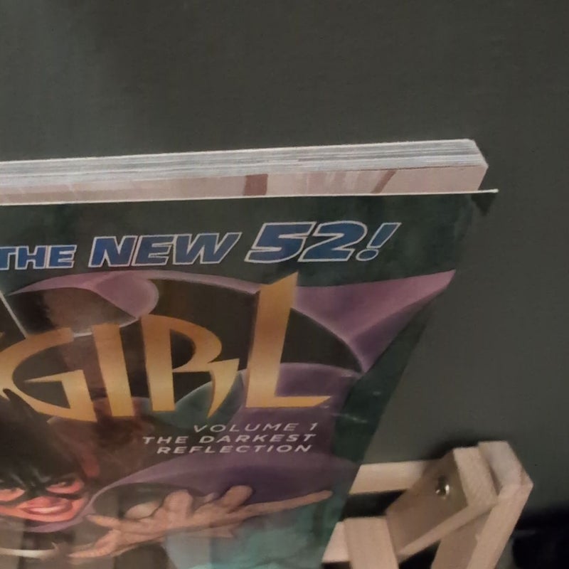 Batgirl Vol. 1: the Darkest Reflection (the New 52)