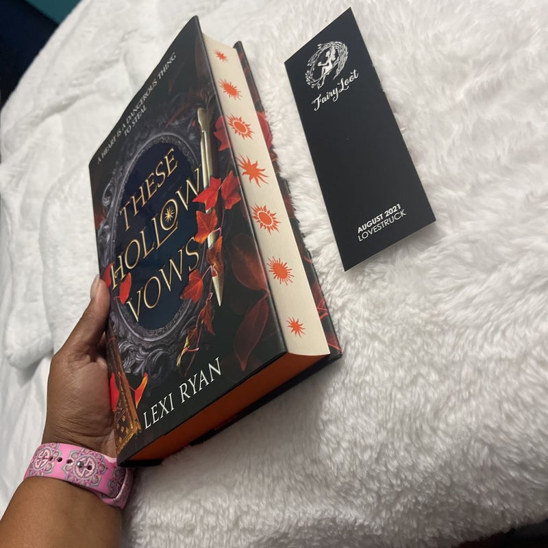 These Hollow Vows 2冊セットFairyloot Fairyloot Signed These Hollow Vows By Lexi Ryan | eBay