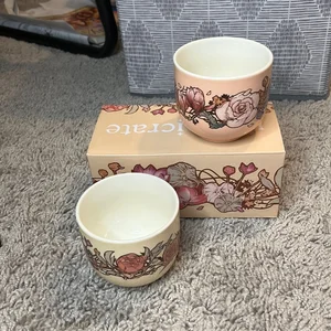 Illumicrate tea cups 