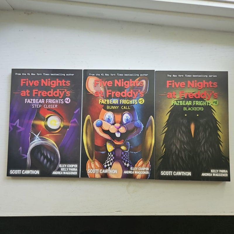 Five Nights at Freddy's-8 book set