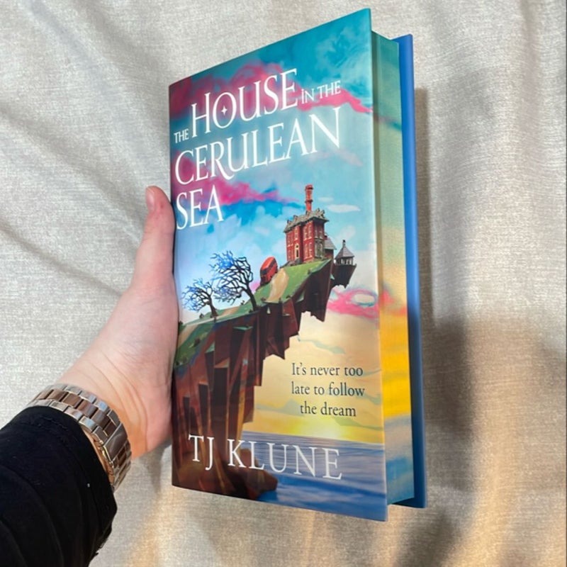 SIGNED ILLUMICRATE The House in the Cerulean Sea