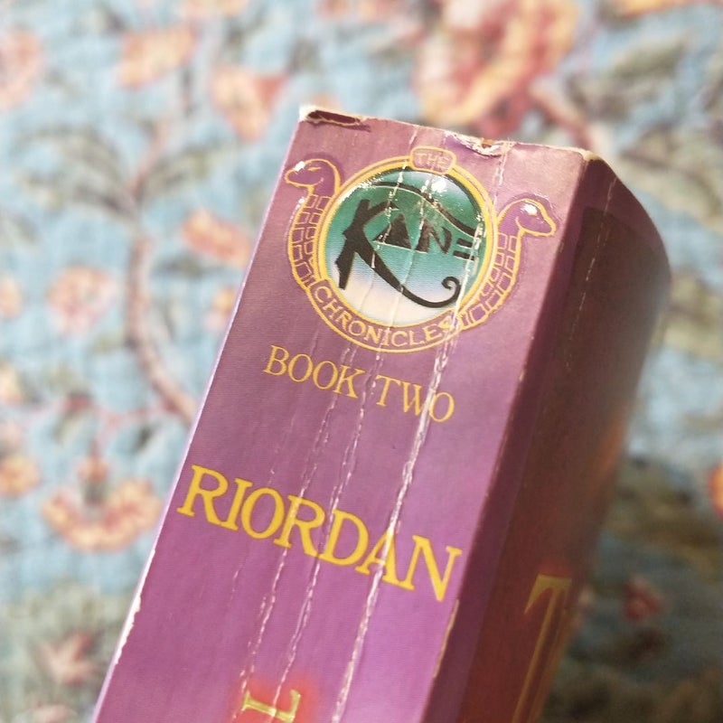 Kane Chronicles, the, Book Two the Throne of Fire