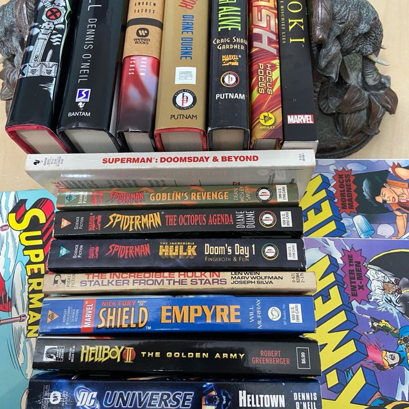 Marvel & DC Books Lot/Bundle of (18)