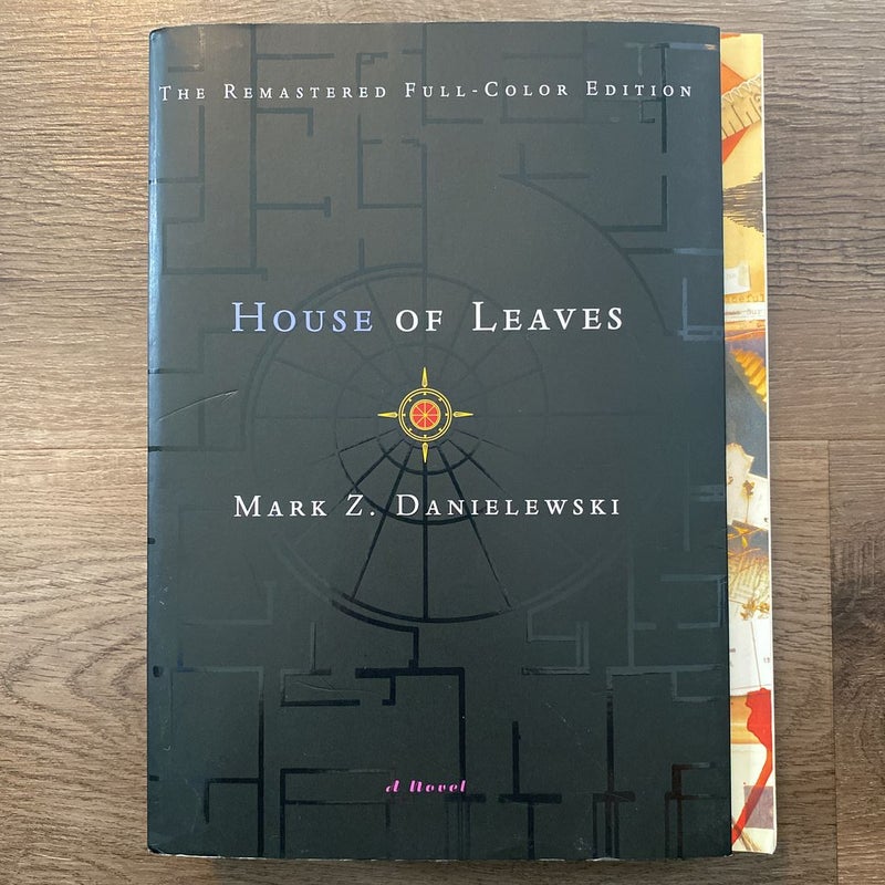 House of Leaves: The Remastered Full-Color Edition: Danielewski