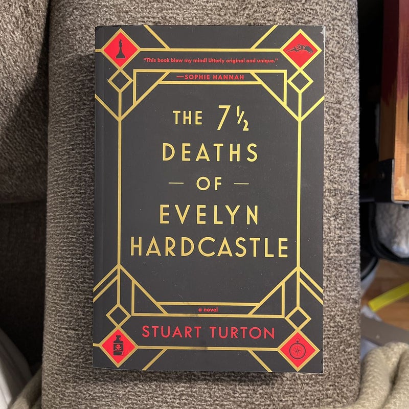 The 7½ Deaths of Evelyn Hardcastle